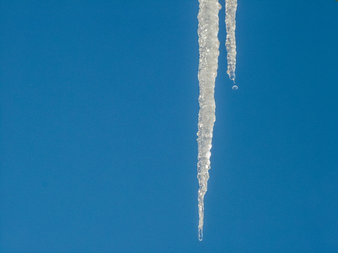 The icicles melts in the sunlight